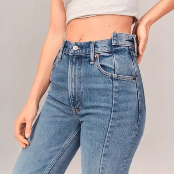 Abercrombie & Fitch Women's The 90s Straight Ultra High Rise Jeans Retro Stretch - Picture 4 of 14
